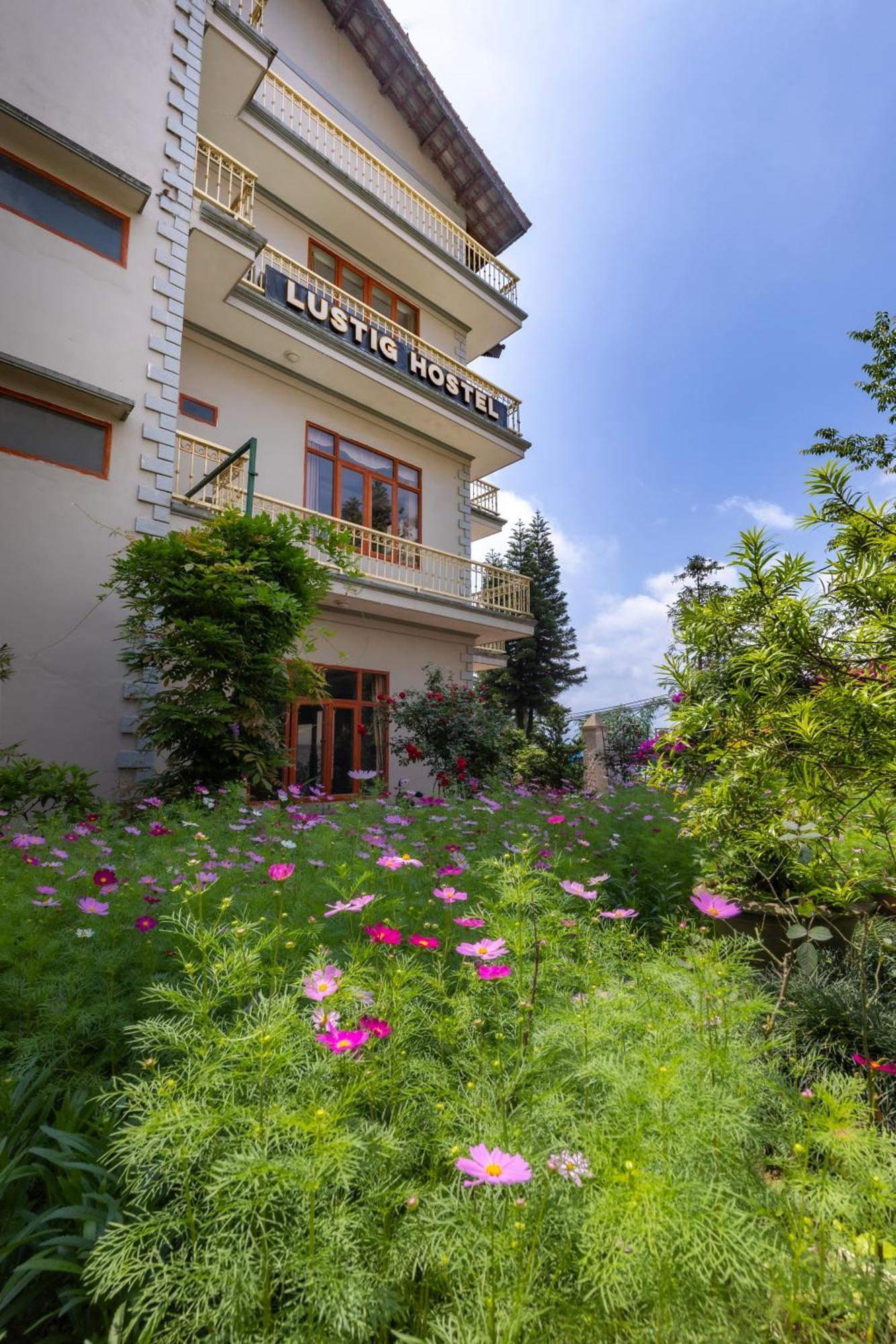 Lustig Hostel Sa Pa Buitenkant foto